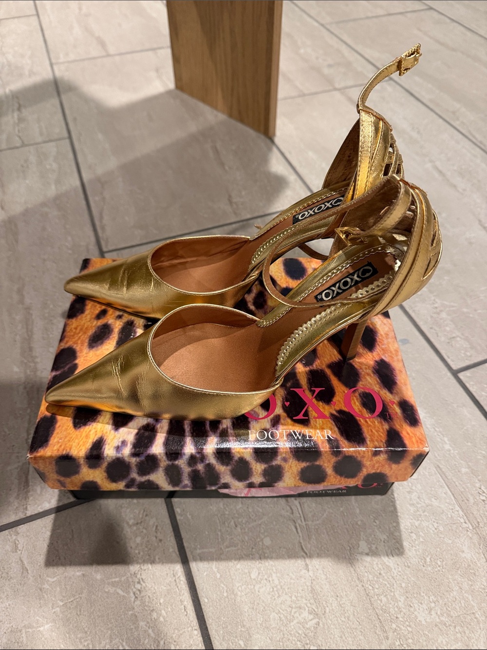 XOXO Metallic Gold Pointed-Toe Ankle-Strap Heels - Picture 2 of 3